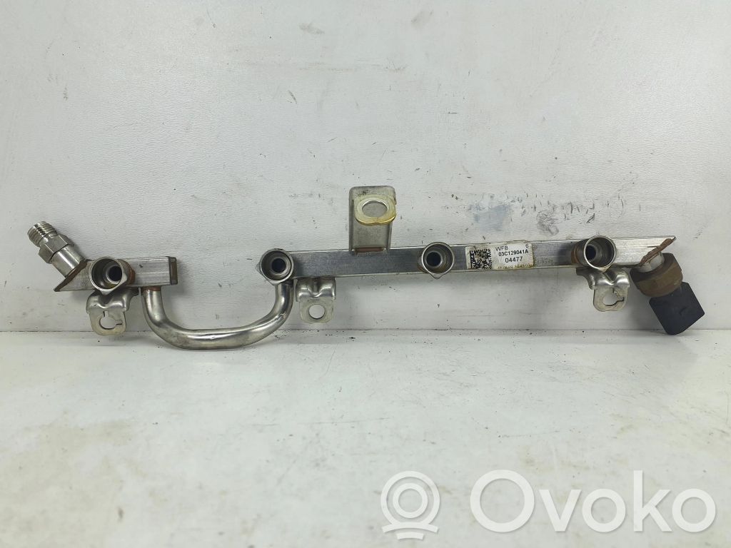 Volkswagen PASSAT B6 Listwa wtryskowa 