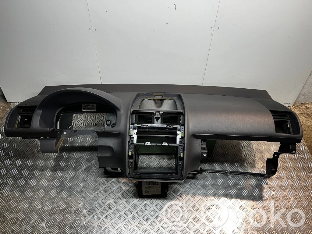 Volkswagen Touran I Panel de instrumentos 