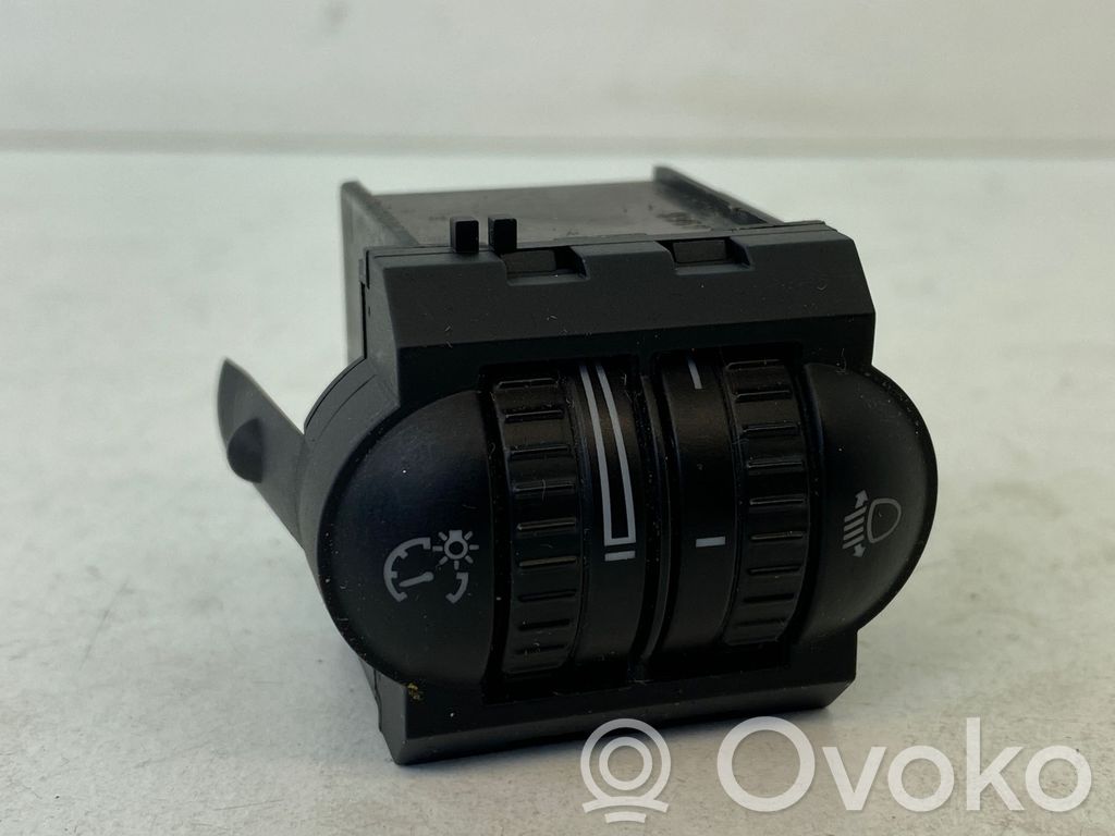 Volkswagen Eos Headlight level height control switch 