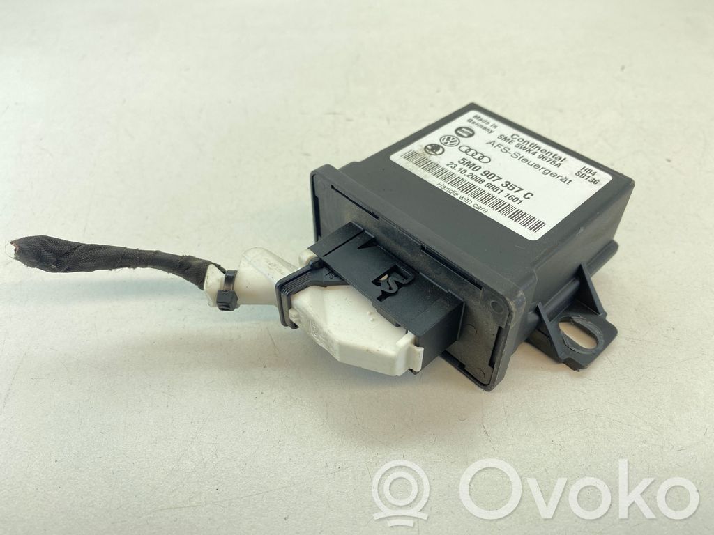 Volkswagen PASSAT B6 Module d'éclairage LCM 