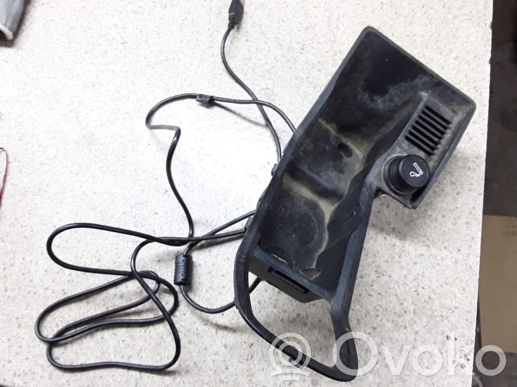 Fiat Croma USB-pistokeliitin 