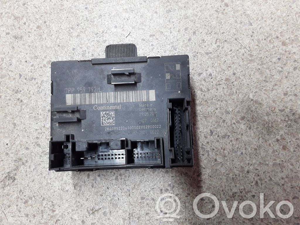 Door control unit/module   7PP959792L