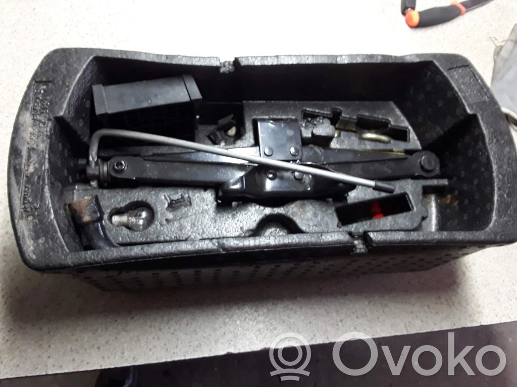 Jaguar S-Type Tool set 
