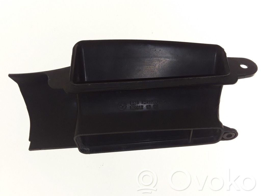 BMW 3 E90 E91 Air intake duct part 