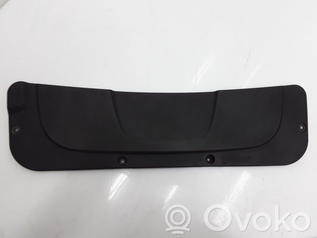 BMW 3 E90 E91 Kita variklio skyriaus detalė 