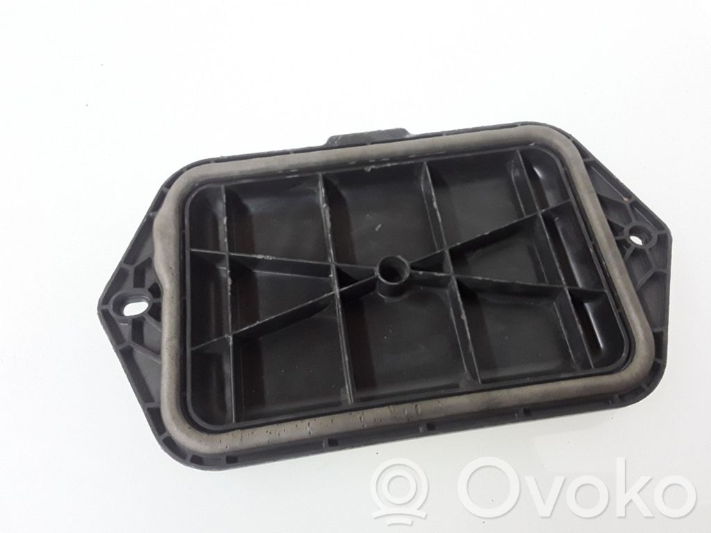 Audi Q3 8U Tuulilasin lista 