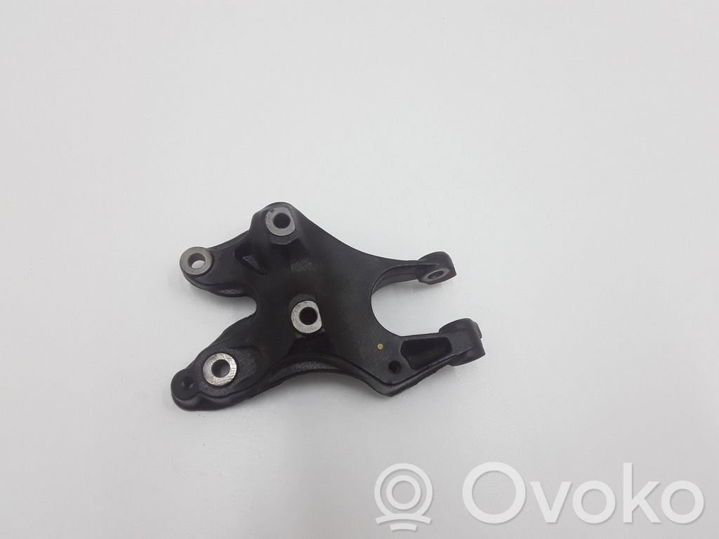 Mini One - Cooper Coupe R56 Engine mounting bracket 
