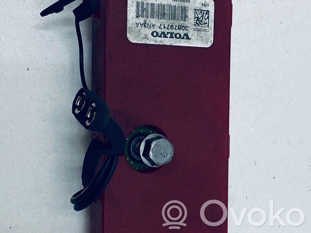 Volvo XC70 Antenos stiprintuvas 