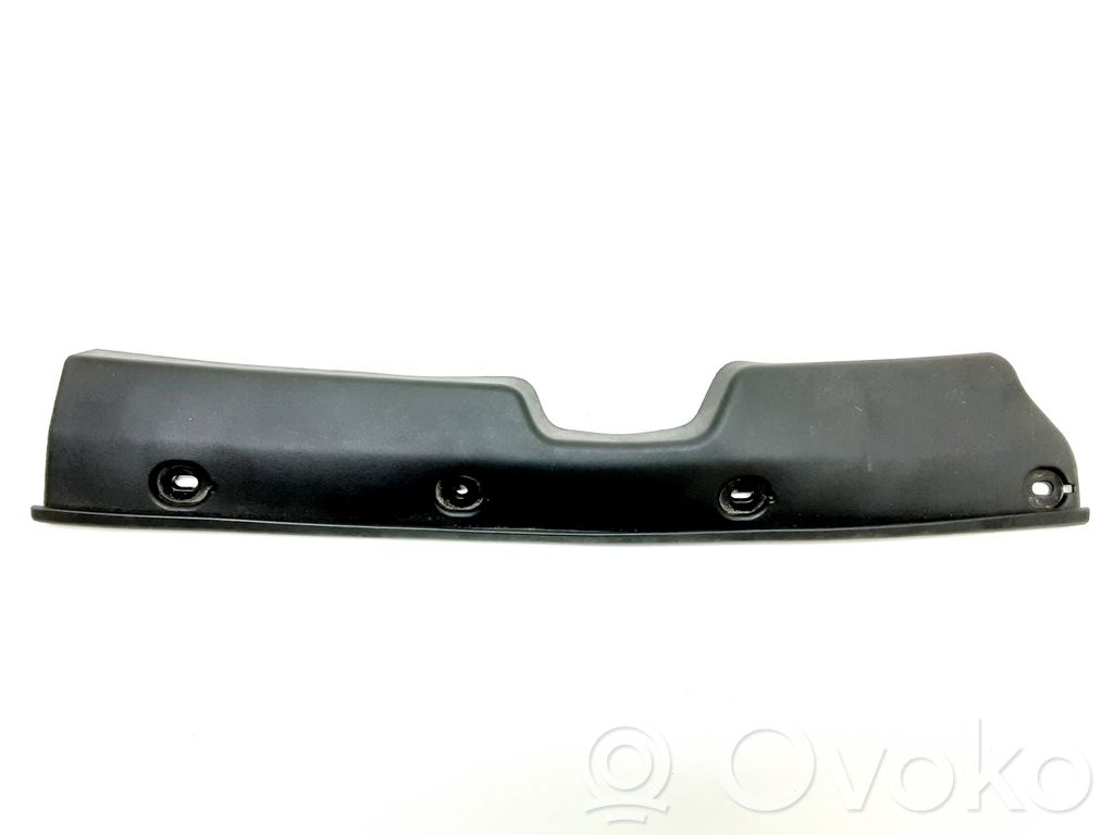 Other engine part   KB7W56915