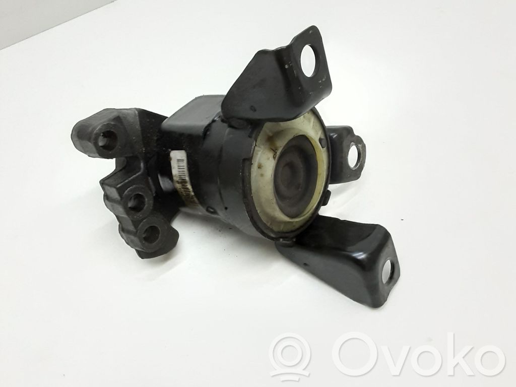 Ford Fusion II Engine mounting bracket 
