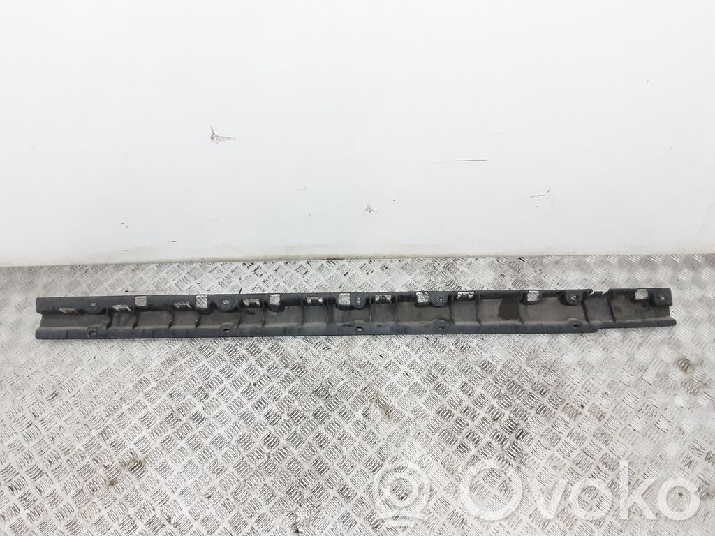 BMW X5 E70 Ślizg listwy progowej 