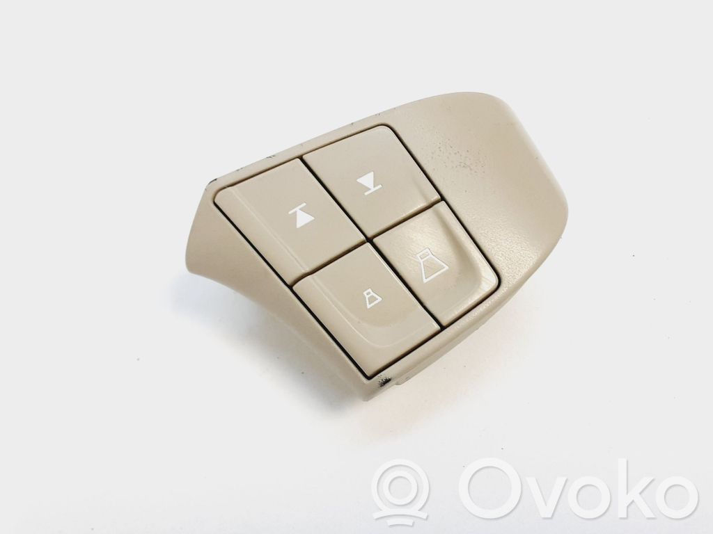 Volvo S80 Steering wheel buttons/switches 