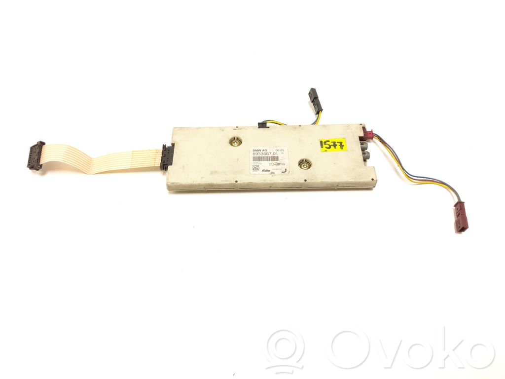 BMW 7 E65 E66 Antenos stiprintuvas 