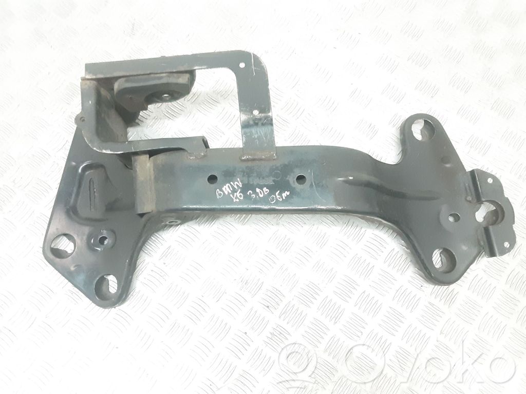BMW X5 E53 Gearbox mounting bracket 