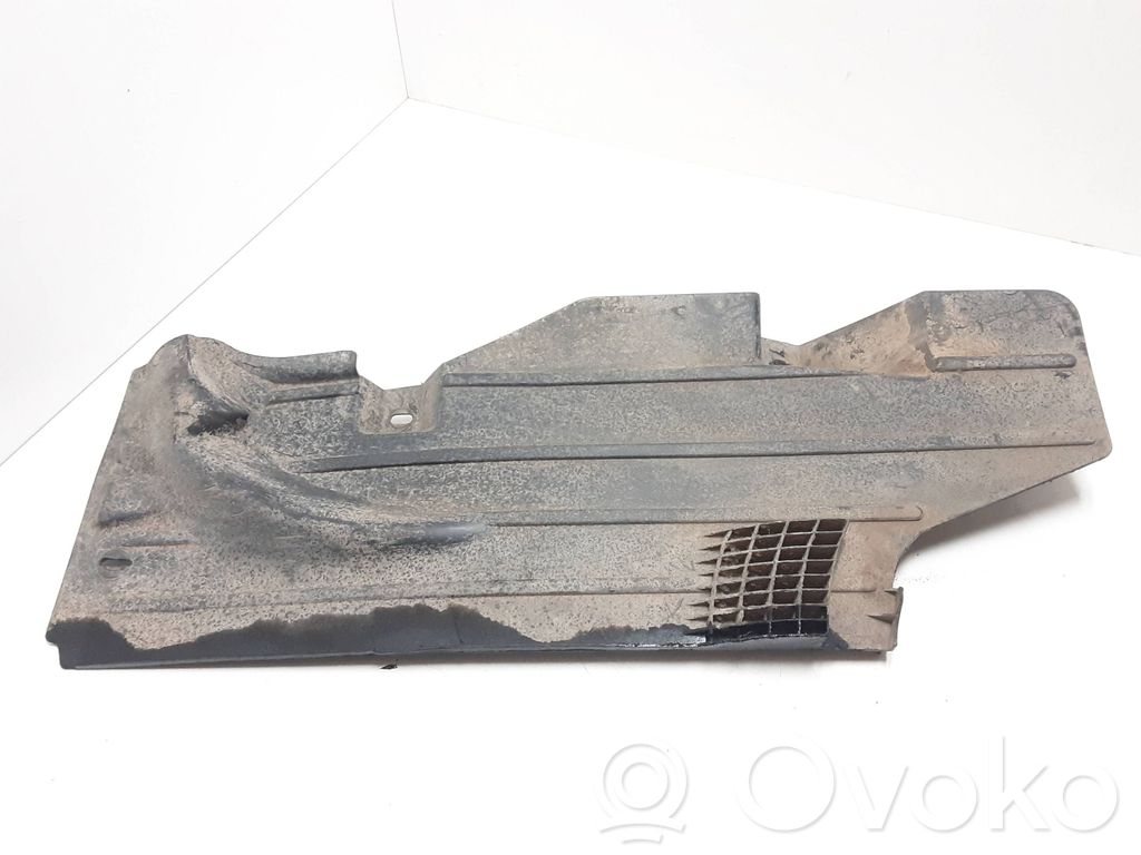 Volvo V50 Engine splash shield/under tray 