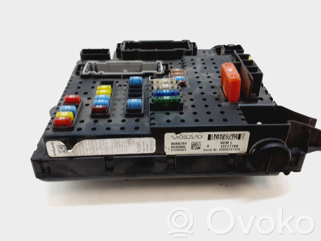 Volvo V70 Fuse module 