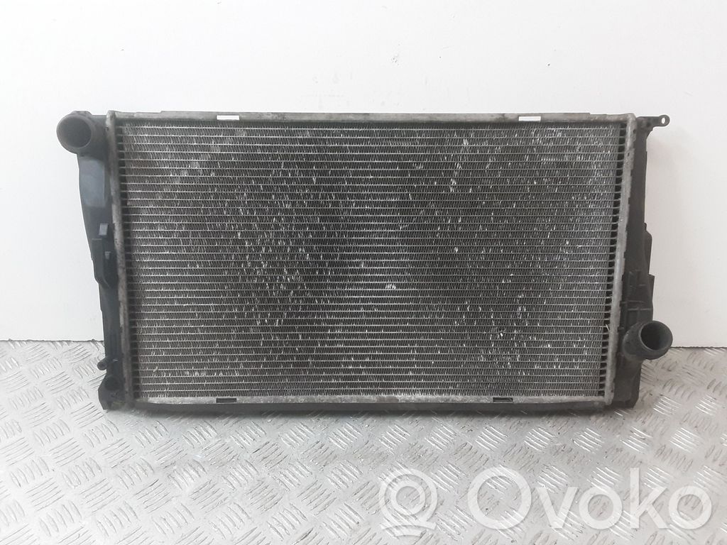 BMW 3 E90 E91 Coolant radiator 