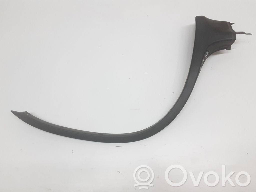 BMW X5 E53 Front arch trim 