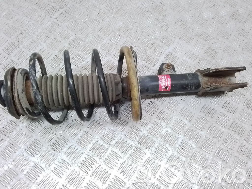 Citroen C4 I Priekšpusē amortizators 