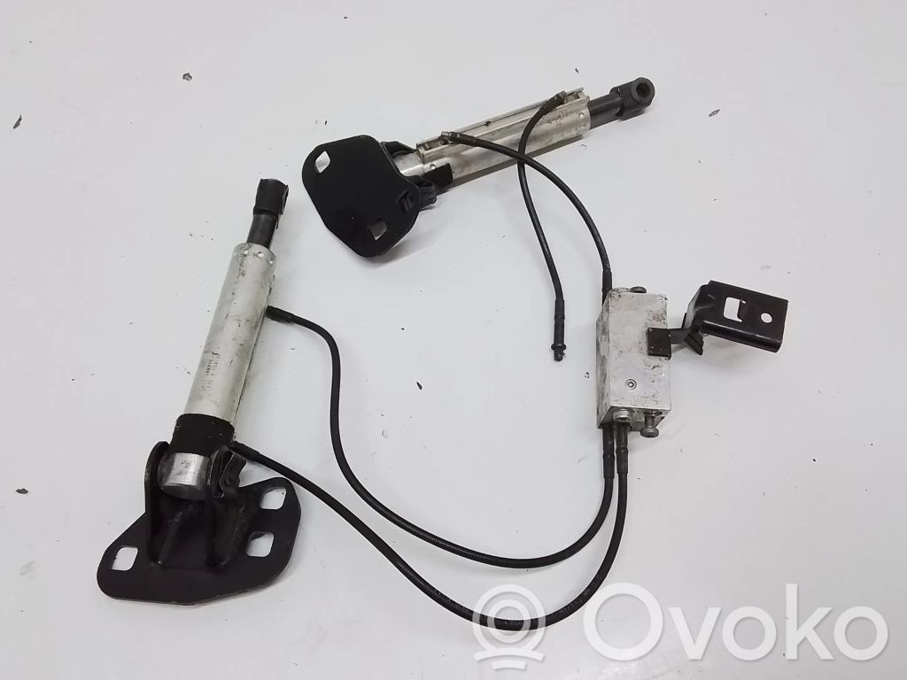 Volvo C70 Rygiel dachu składanego 