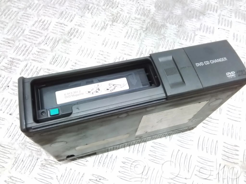 BMW 7 E65 E66 CD / DVD-Wechsler 