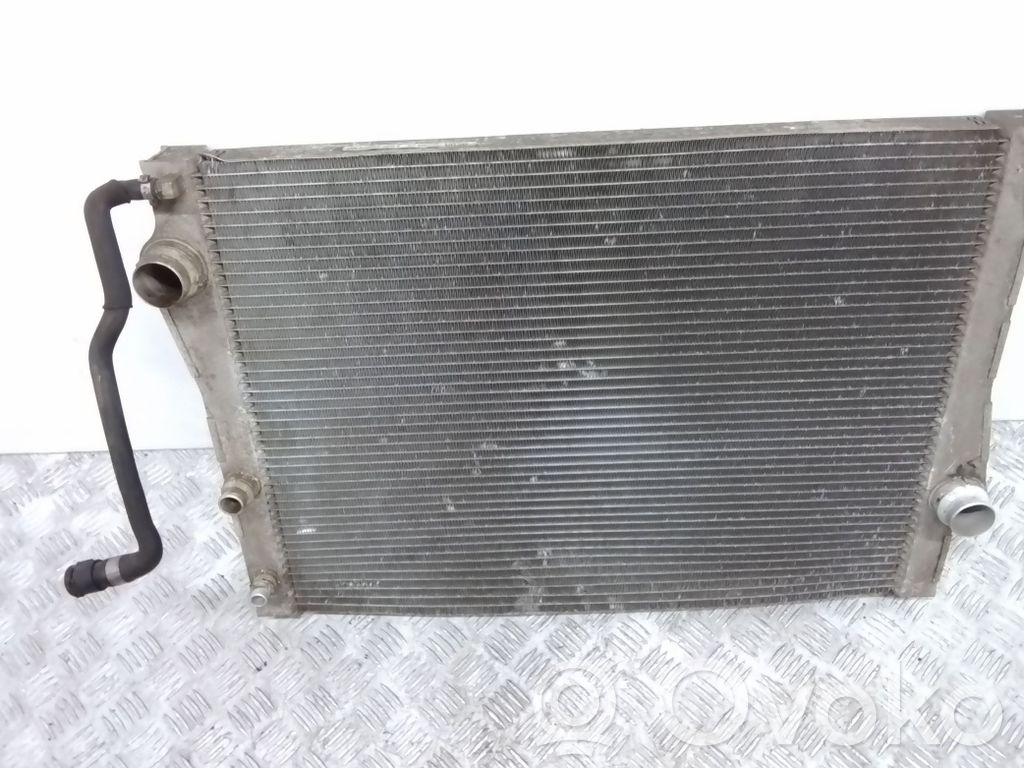 BMW X5 E70 Coolant radiator 