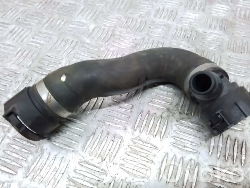 BMW X5 E70 Engine coolant pipe/hose 