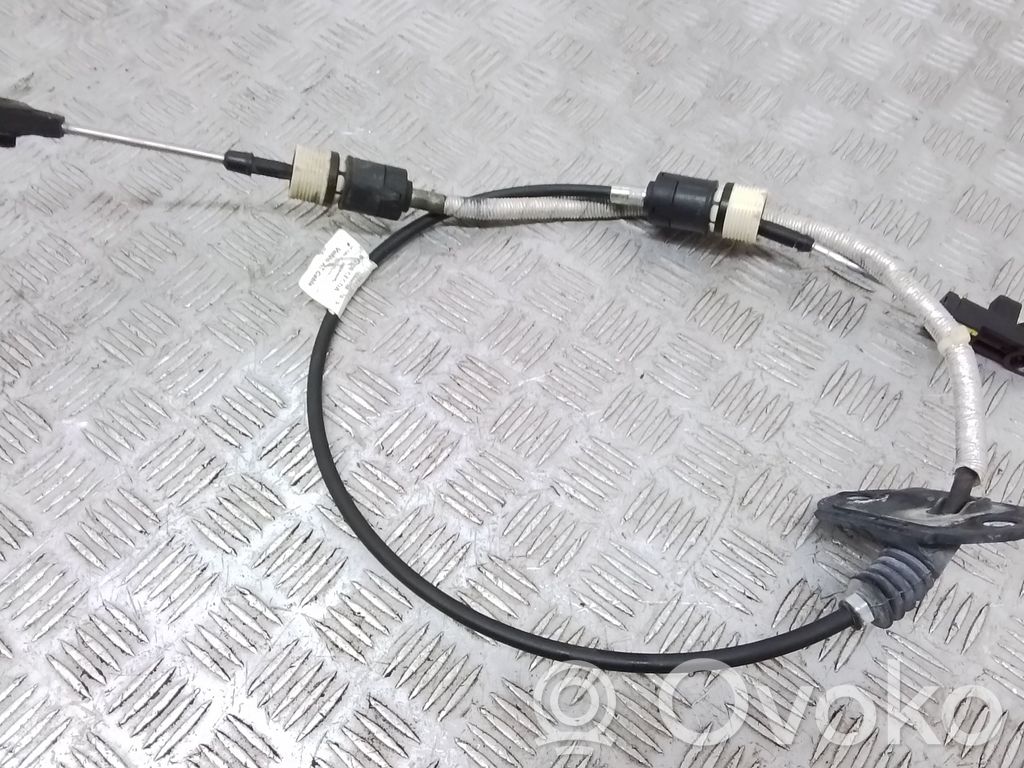 Volvo XC60 Gear shift cable linkage 