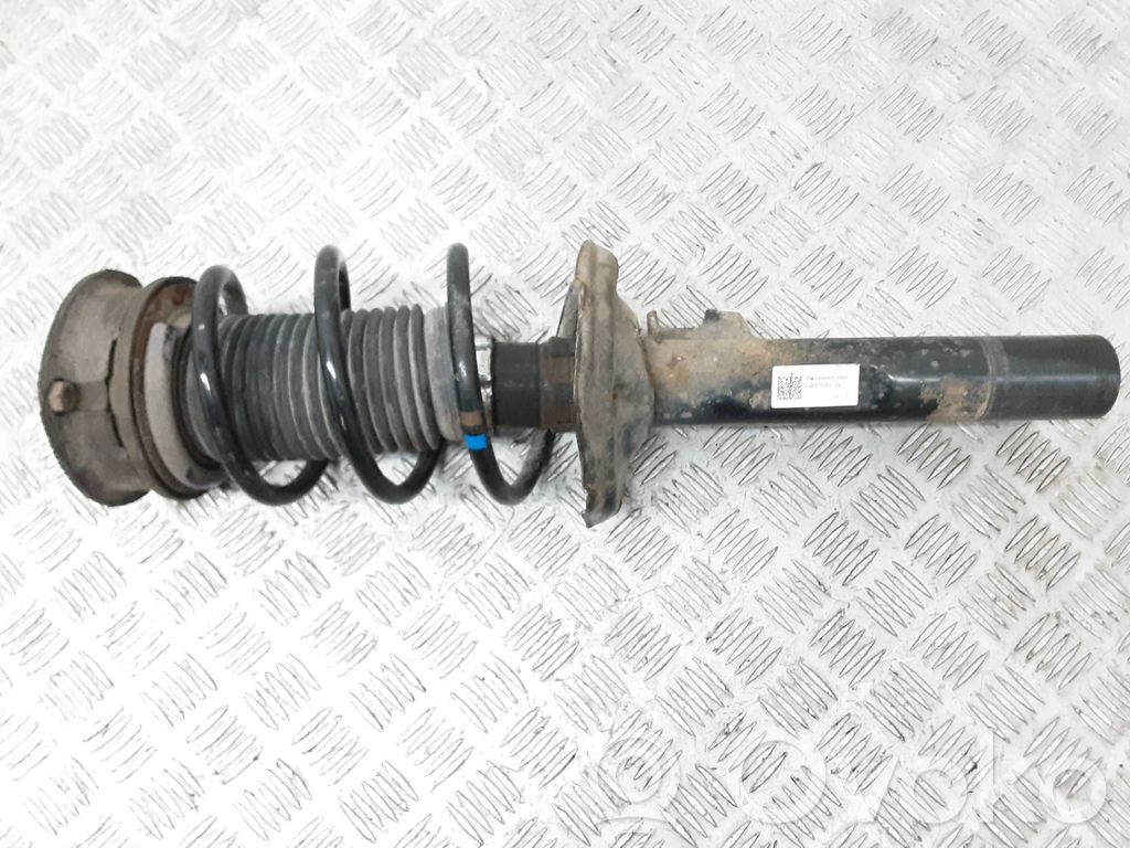 Volkswagen Golf VII Amortyzator przedni 