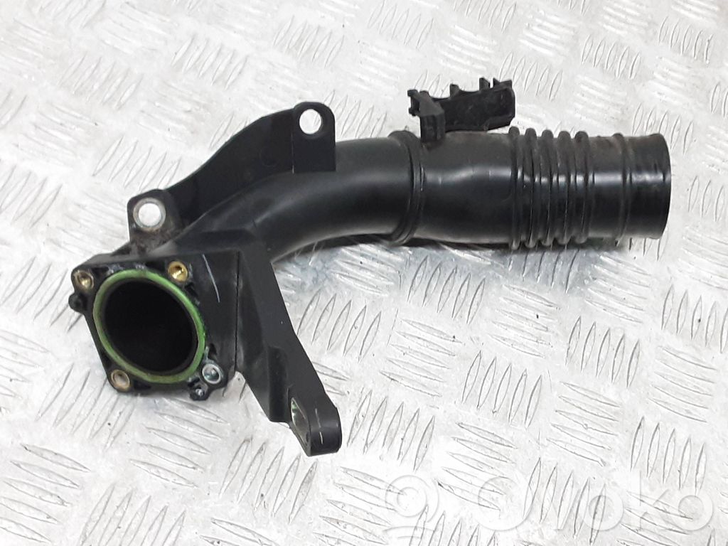 Volvo V50 Intercooler hose/pipe 