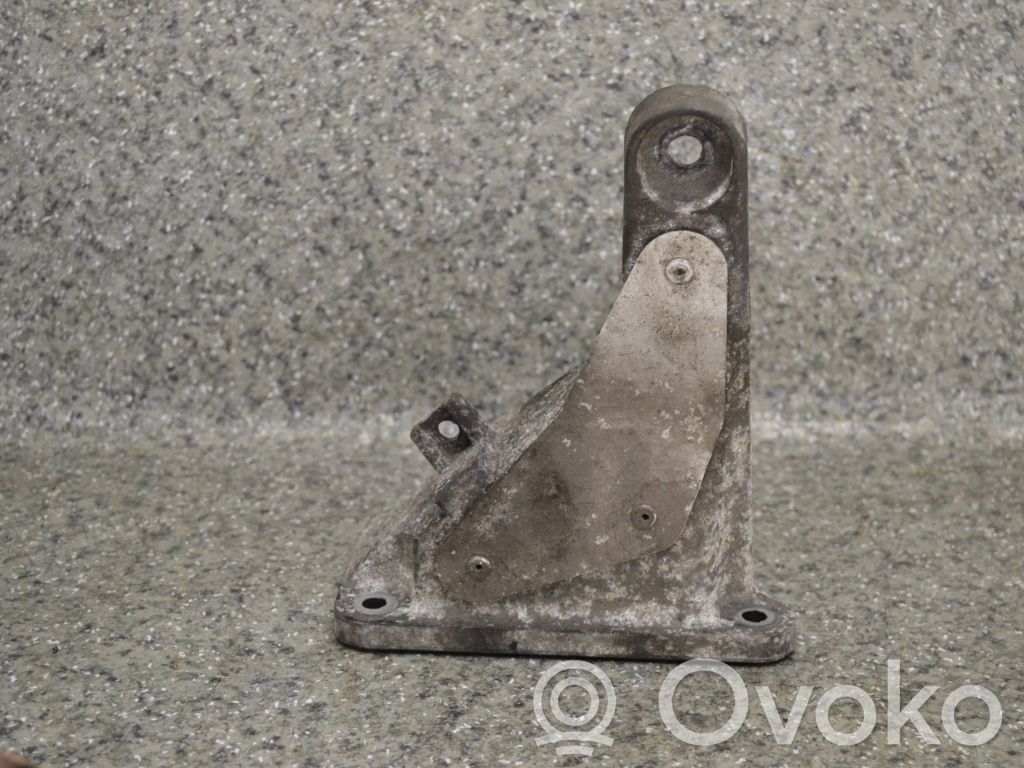 Soporte de montaje del motor (Usadas)