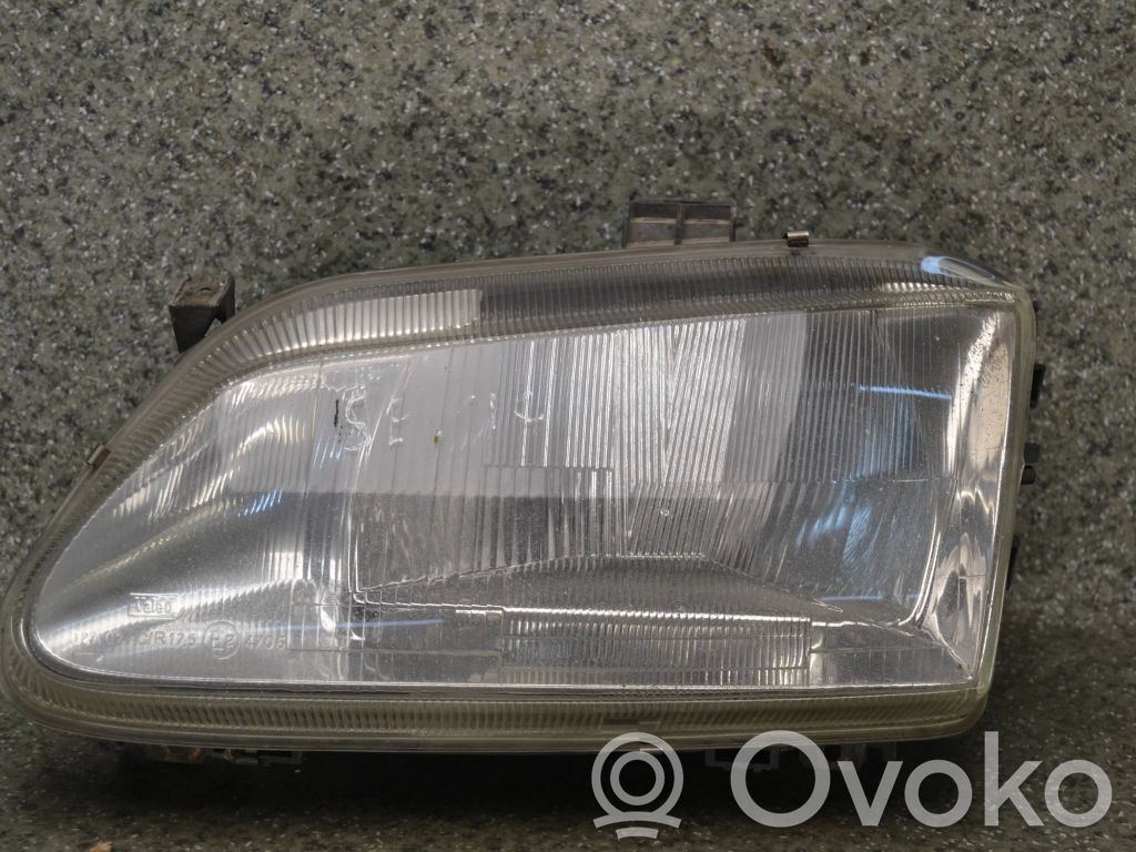 Renault Scenic I Phare frontale 