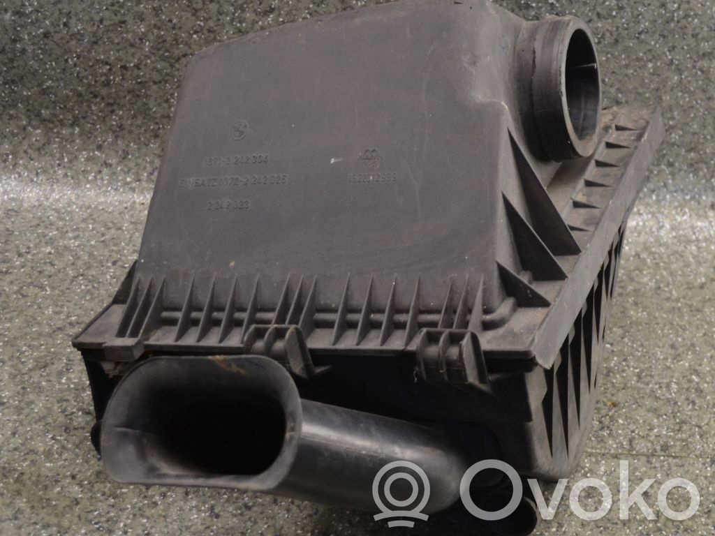 BMW 5 E34 Obudowa filtra powietrza 