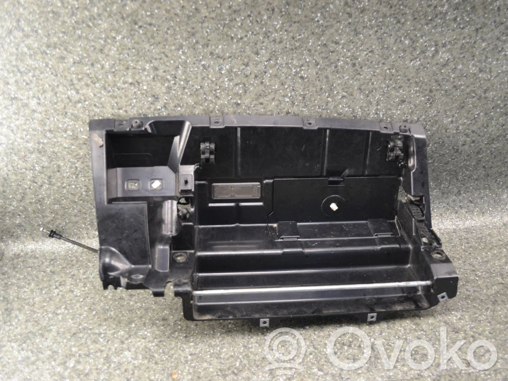 Handschuhfach komplett   7027427,72759410,5116
