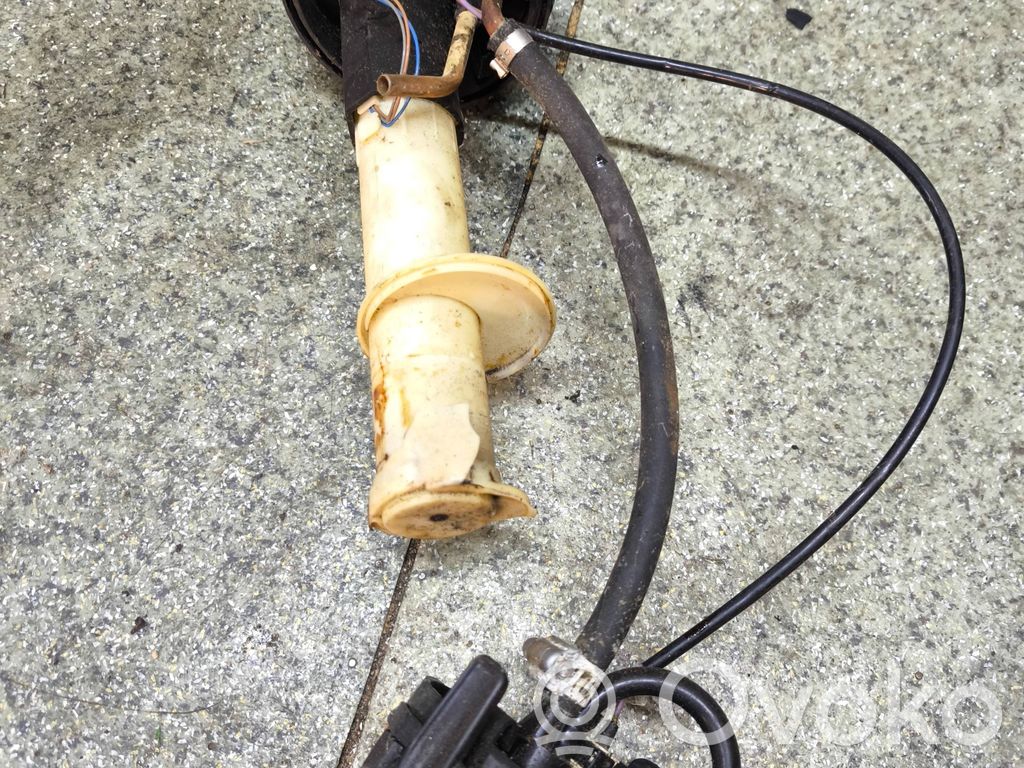 BMW 3 E36 Pompe à carburant 