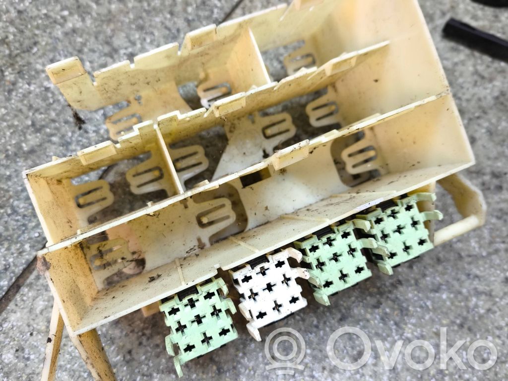 BMW X3 E83 Other engine bay part 