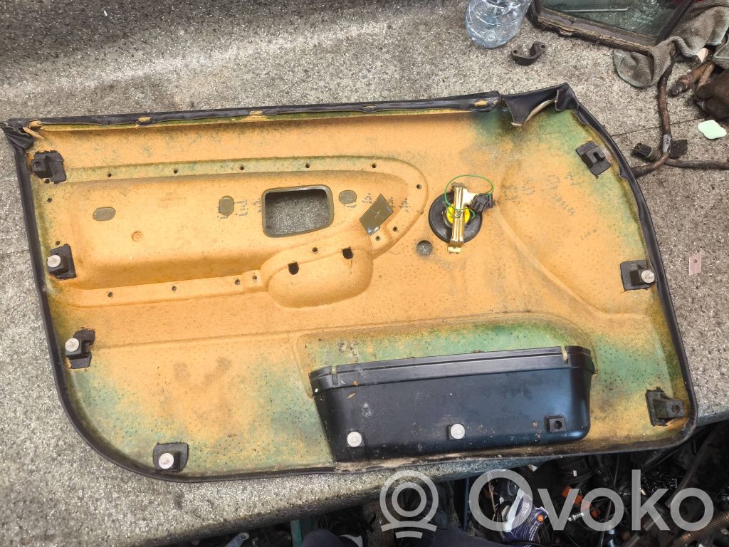 BMW 3 E36 Etuoven verhoilu 