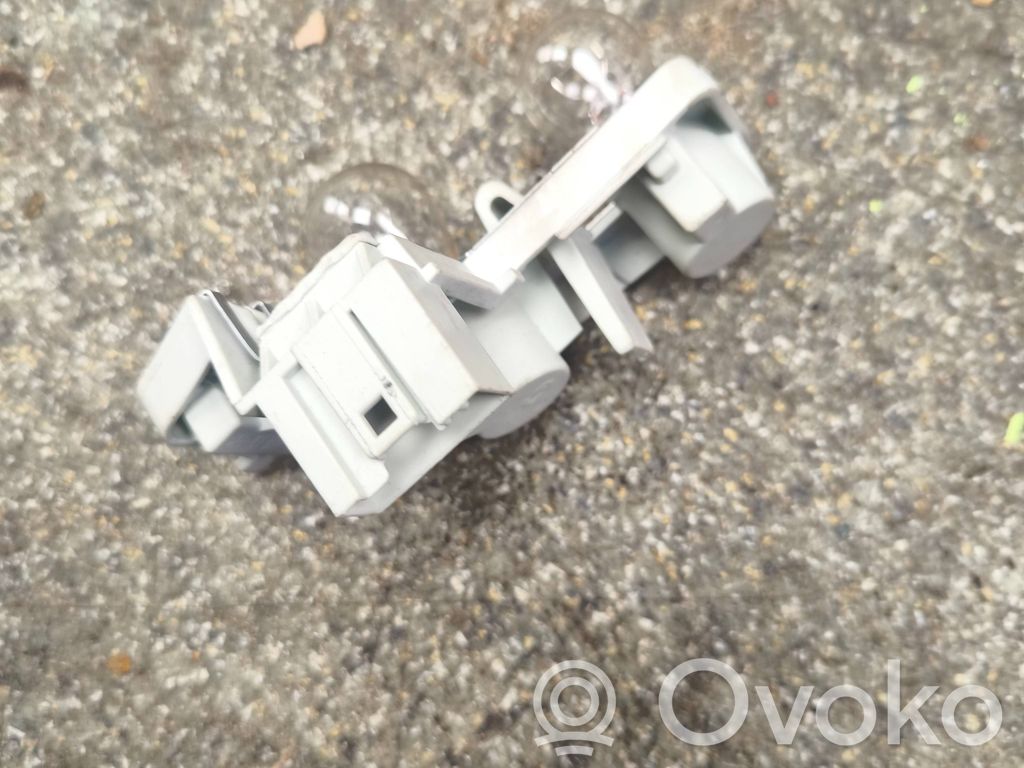 Tail light part   110605