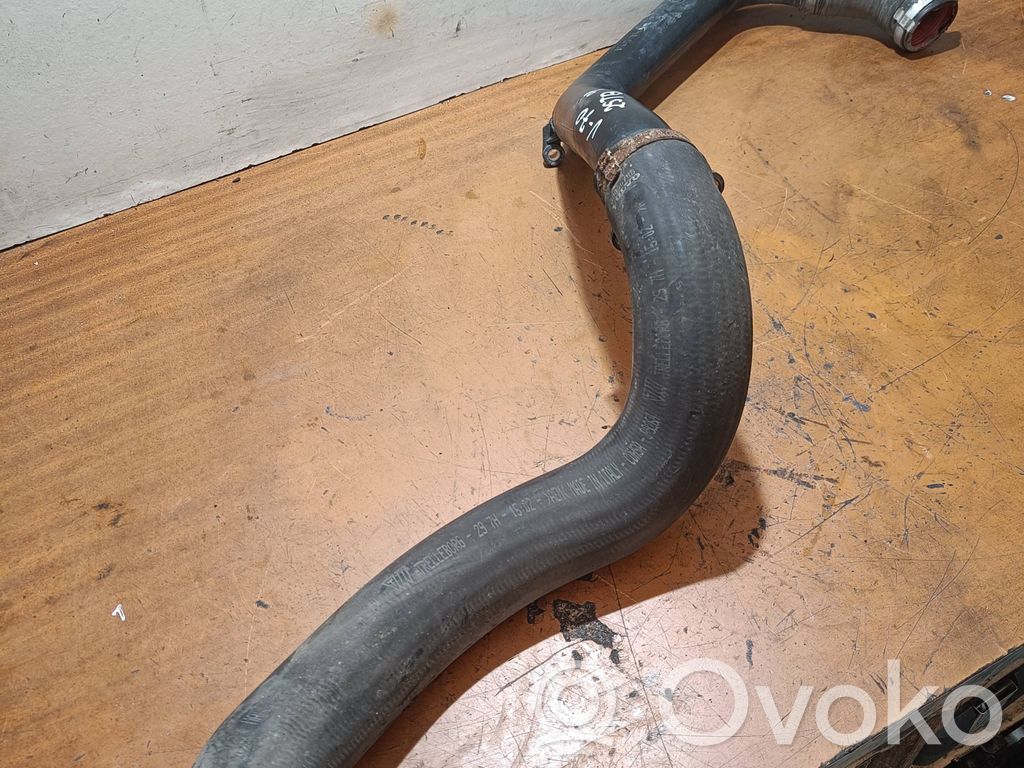 Volvo V70 Tubo flessibile intercooler 