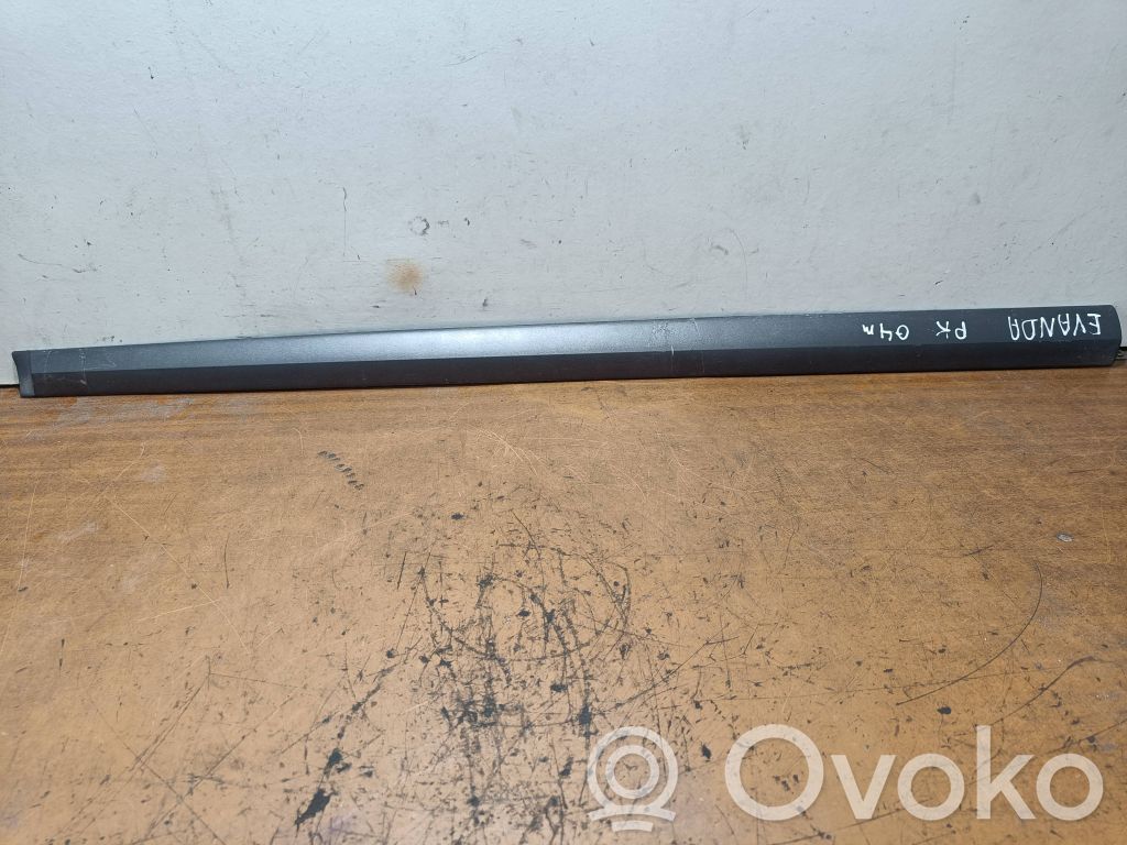 Moulure de porte avant   96516313