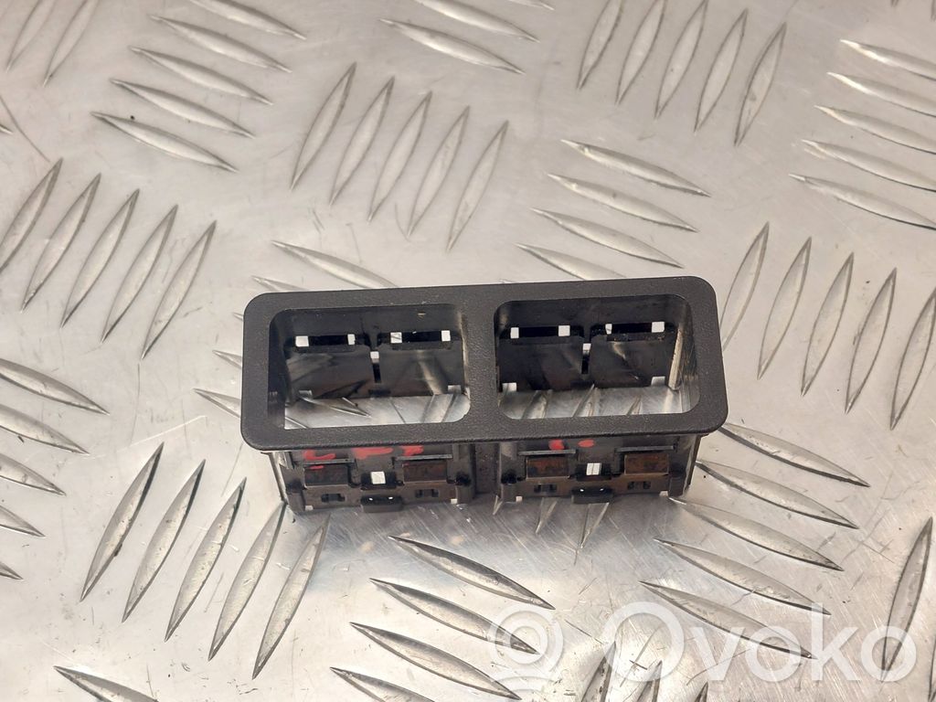Panel trim   MI0887