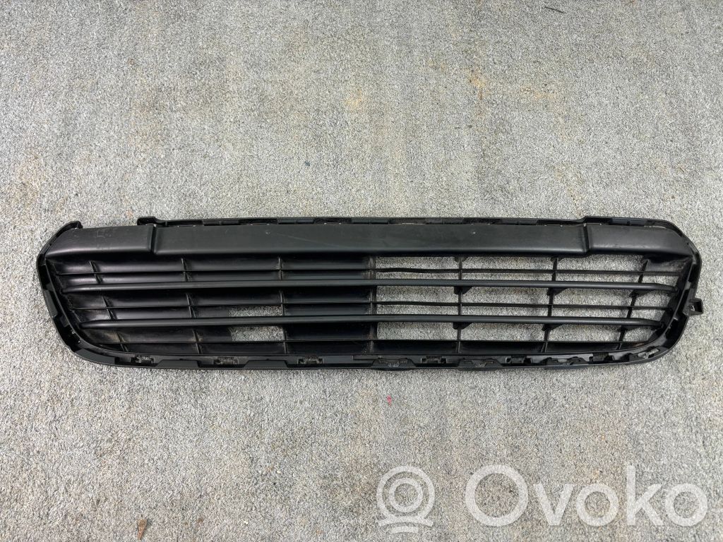 Peugeot 108 Front bumper lower grill 