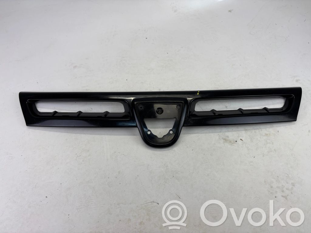 Dacia Duster Front grill 