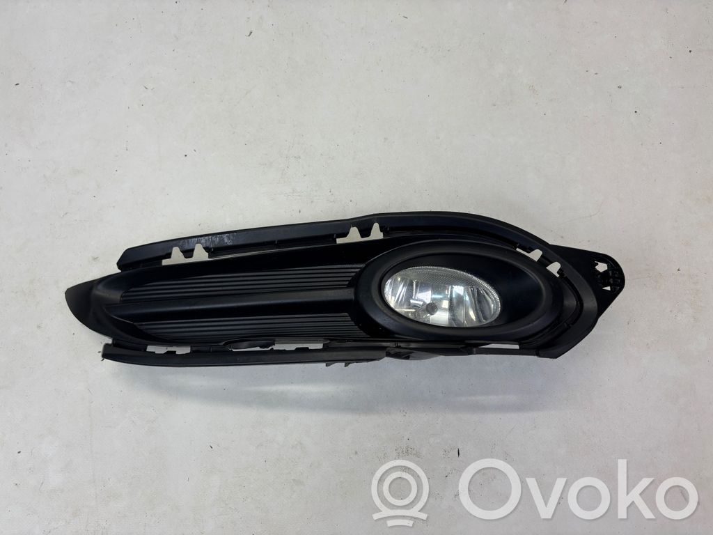 Honda HR-V Moldura/rejilla de la luz antiniebla delantera 
