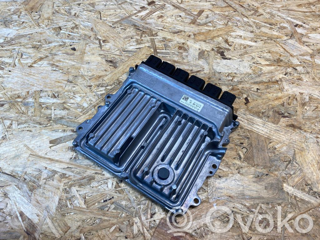 BMW 7 G11 G12 Engine control unit/module 