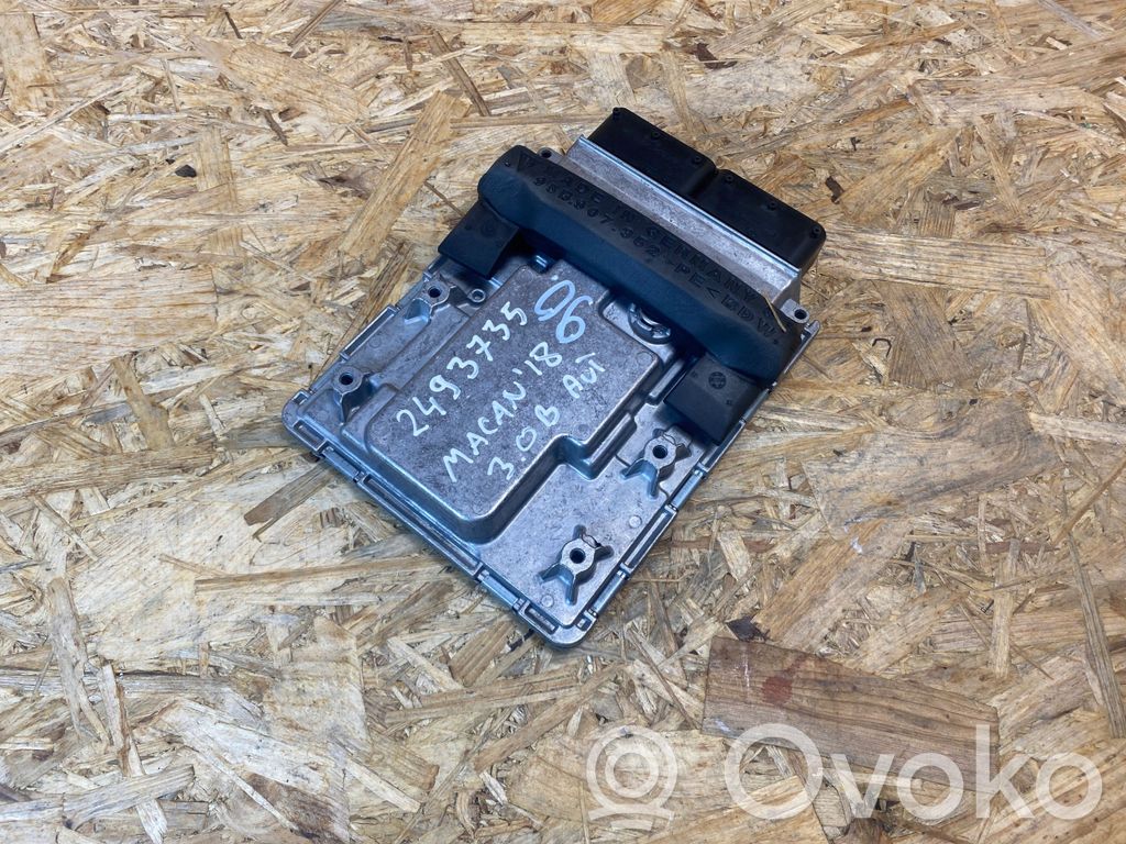 Porsche Macan (95B) Engine control unit/module 