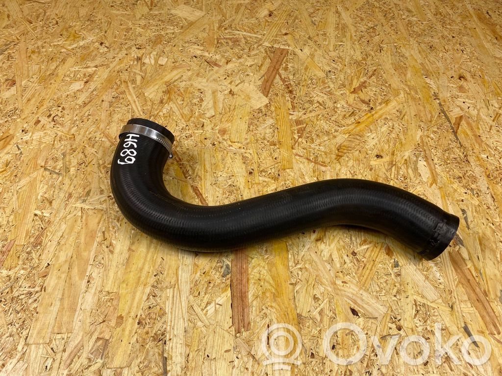 Ford Puma Välijäähdyttimen letku 