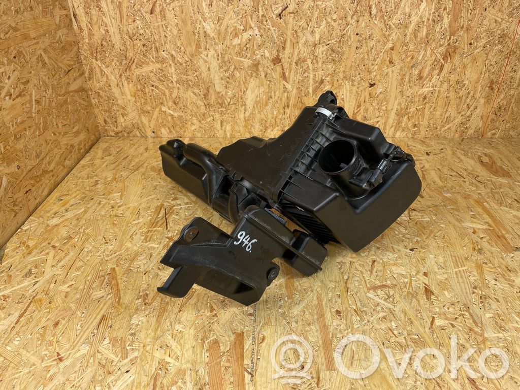 Mazda CX-3 Air filter box 