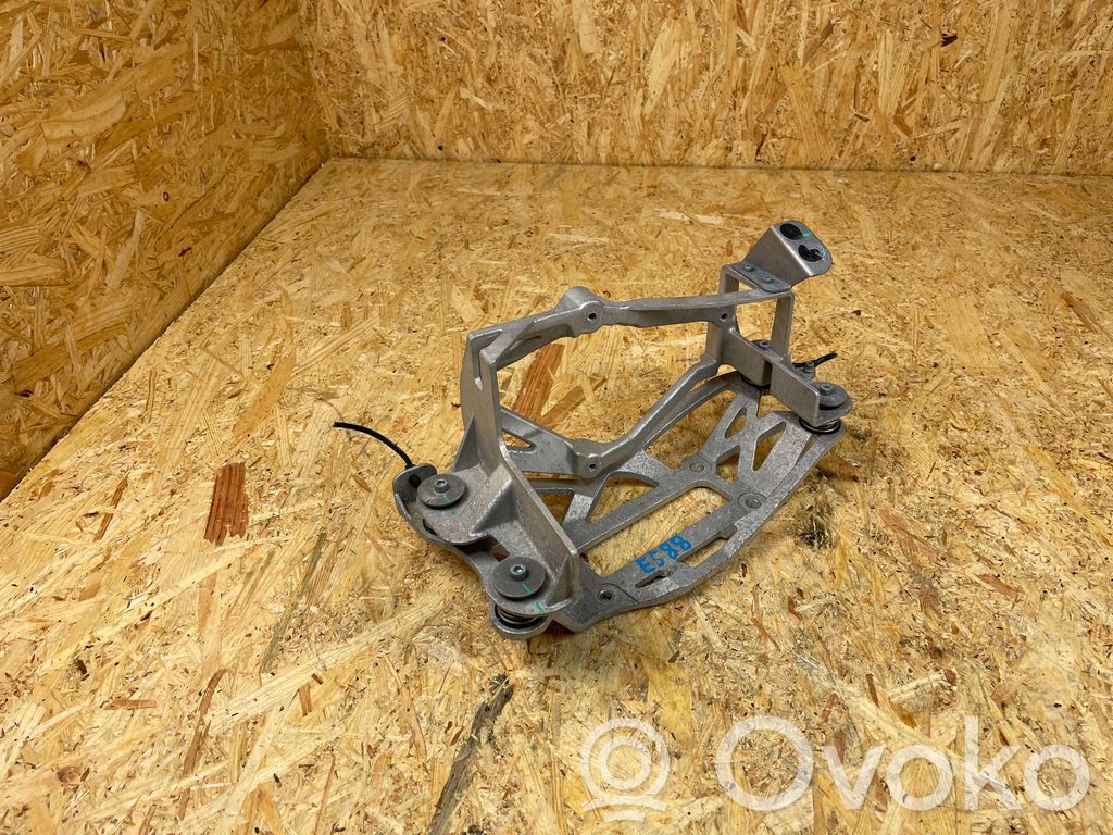 A/C compressor mount bracket   32352687