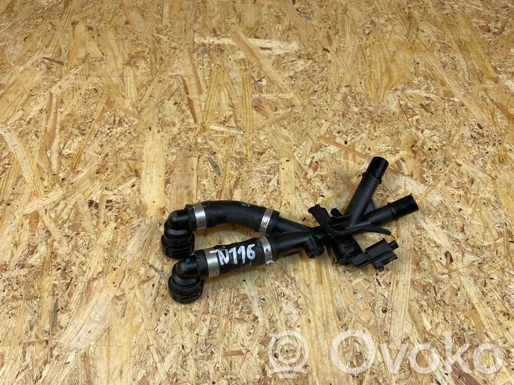 Jaguar I-Pace Engine coolant pipe/hose 